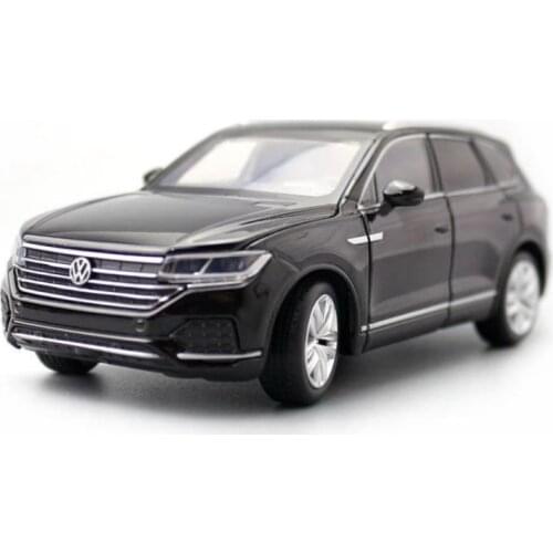 High simulation 1:32 alloy 2018 Touareg SUV car model,6-door off-road vehicle,simulated sound and light,free shipping