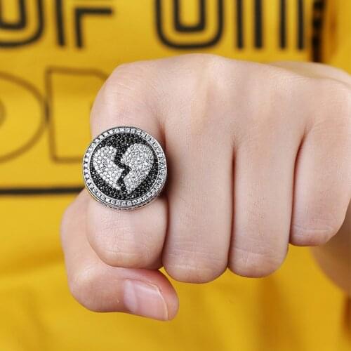 New Broken Heart Iced Out Bling Ring Micro Pave Cubic Zircon Stones Hip Hop Jewelry