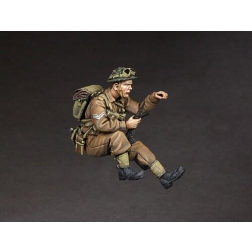 1/35 Resin Model Figure GK，British corporal, Unassembled and unpainted kit