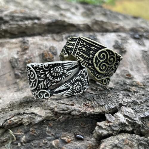 Nostalgia Viking Odins Raven Teen Wolf Triskele Triskelion Symbol Tribal Amulet Wicca Rings For Women Men Antique Anel Ravenclaw