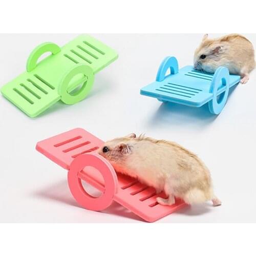 New Hamster Seesaw Toy Fun Interactive Hamster Seesaw Platform Hamster Play Exercise Toy For Pet Small Animal колесо для хомяка