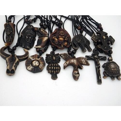 Wholesale Vintage Imitation Bone Pendant Necklace Cross Yak Head Owl Unisex Stylish Horde Amulet Necklace Jewelry Xmas Gifts