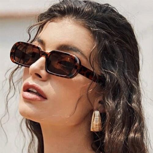 Small Rectangle Sunglasses Women Summer Decorative Eyewear for Adult Outdoor Thick Frame Classic Brand Designer Glasses Uv400