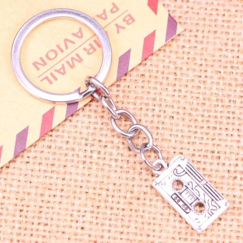 20pcs New Fashion Keychain 23x12mm retro 80s cassette tape Pendants DIY Men Jewelry Car Key Chain Ring Holder Souvenir For Gift