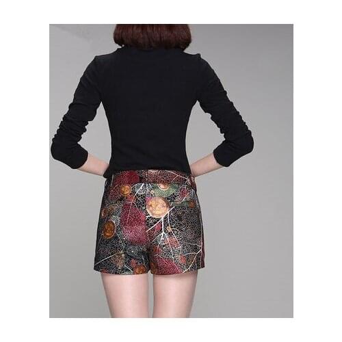 New 2022 Autumn and Winter Print Slim Shorts KS2