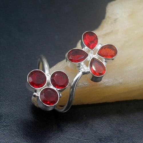 Glowing Unique Shiny Red Garnet Silver Color Jewelry Fashion Band Ring For Women Size 7.5 HD795