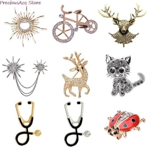 1PCS Christmas Deer Brooch Women Shinny Rhinestone Broches Cute Beautiful Animal Pin Winter Jewelry Pins