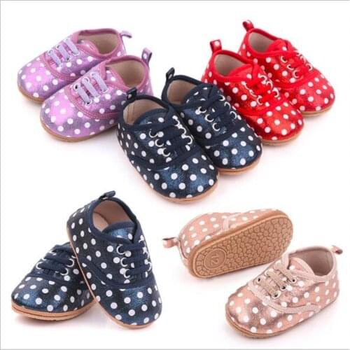 2021 New Baby Shoes Lovely Dots Infants PU First Walkers Rubber Sole Anti-slip Newborn Boys Girls Casual Shoes Sneakers