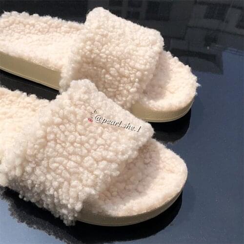 2021 New Women Designer Faux rabbit fur slippers Outside shoes slippers famous brands Comfortable Faux Fox fur Winter slippers
