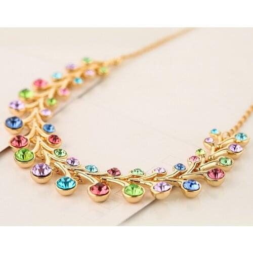The autumn fruit style of the fruit style is long necklace the American and European fan sweater chain