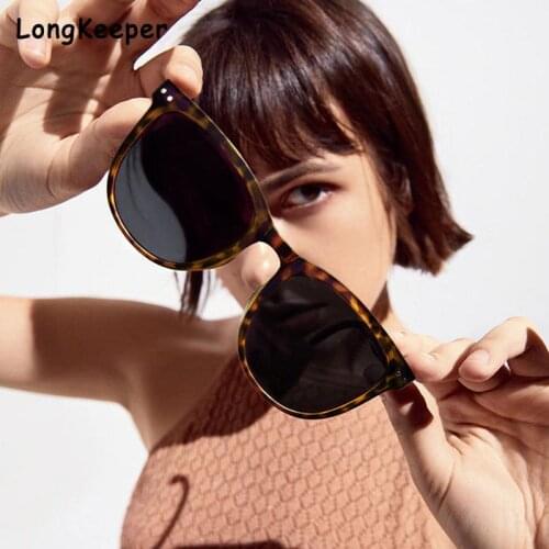 2022 Trending Square Black Folding Sunglasses Women Men Portable Foldable Sun Glasses with Case Night Vision Driving Eyewears