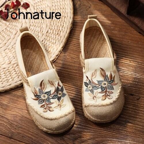Johnature Retro Floral Flats Women Shoes 2021 New Spring/Autumn Embroider Round Toe Handmade Casual Concise Leisure Ladies Shoes