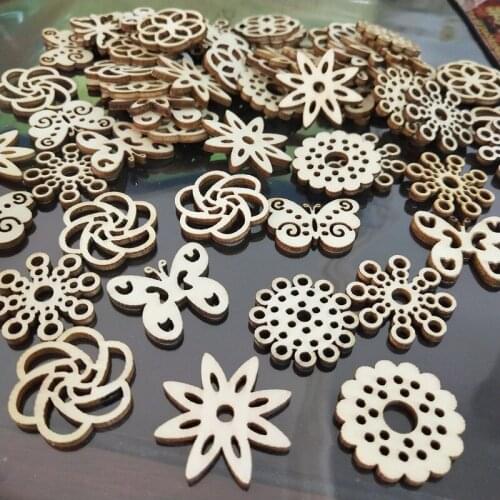50pcs Wood Discs Slices Flower Shape Unfinished Wooden Cutouts Craft for DIY Wedding Christmas Decoration