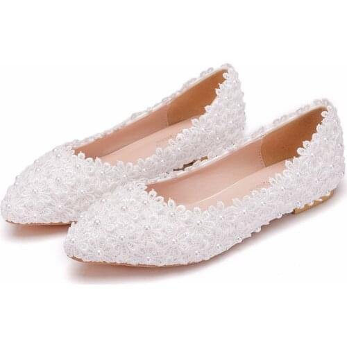 Crystal Queen White Lace Flower Wedding Shoes Woman Round Toe Slips Lady Dress Flats Big Size 43