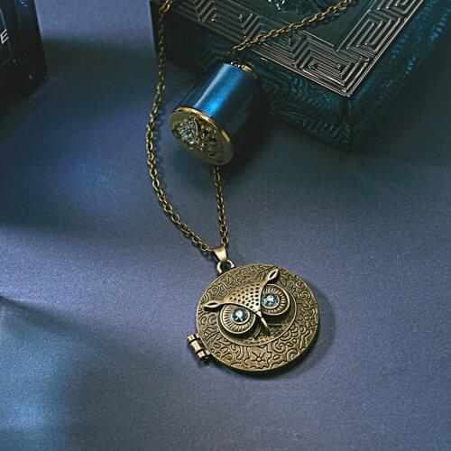 Car Decoration Pendant Retro Owl Animal Diamond Hanging Auto Rearview Mirror Trim Decoration Accessory Necklace Ornament Gifts