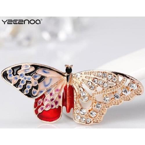 1Pc Fashion Colorful Butterfly Brooches Metal Crystal Rhinestones Cutout Brooch Animal Pins Banquet Wedding Bouquet Brooch Gifts