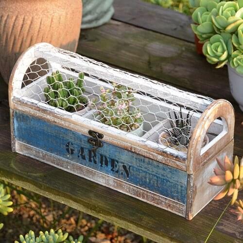 Distressed antique retro metal wire cover wood mini greenhouse design planter
