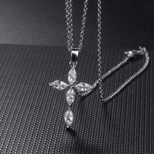 Couple Necklace Women Necklaces Silver Plated Cubic Zirconia Cross Necklace Banquet Wedding Fashion Jewelry Give Girlfriend Gift