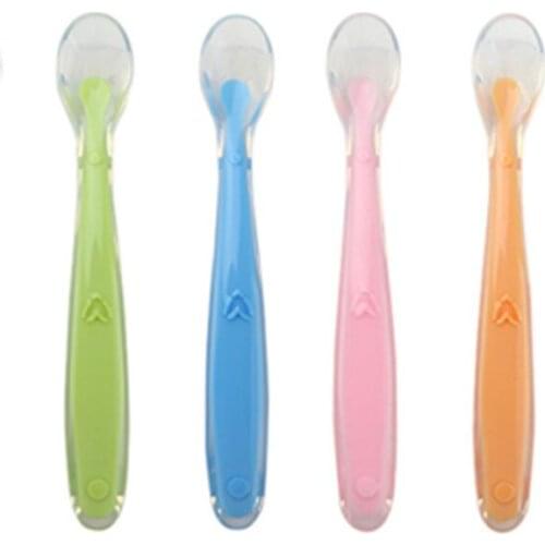 Baby Soft Silicone Spoon Candy Color Temperature Sensing Spoon Children Food Baby Feeding Tools Infant Feeding Spoon I0328