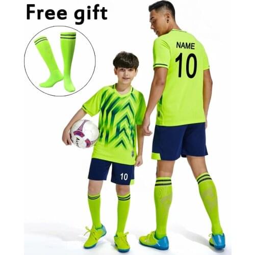 Free Gift Socks For You Customize Football Team Club Uniforms Sets Men Boys Football Jerseys Soccer Suits Shirts and Shorts Kits