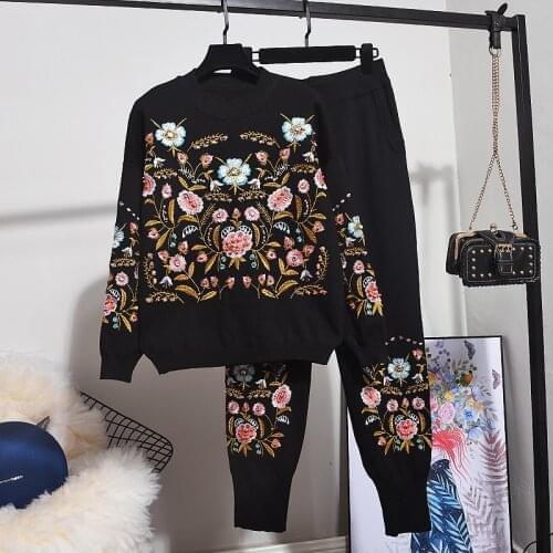 New Fashion Knitted Tracksuit Set Women Embroidery Flowers Pullover Sweater Pencil Pants Two Piece Outfits Female Loose Knit 2pc