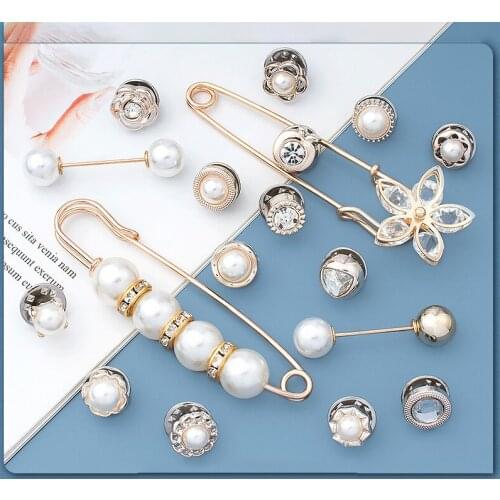 Brooch Set Big Beads Fashion Clothing Brooches for Women Pearl Lapel Pin Sweater Dress Brooch Pins Badge Buckle Accessories