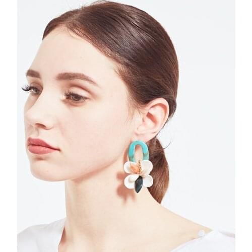 New Bohemian Natural Cowrie Shell Pendant Drop Earrings Beach Fashion Jewelry for Women Gifts