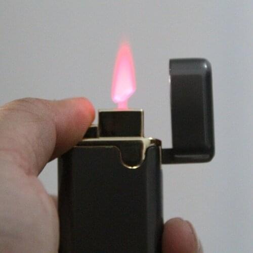 Diamond-studded Metal Red Fire Windproof Lighter with Lamp Briquets Et Accessoires Fumeurs Good Gift for Friend Lighter Vintage