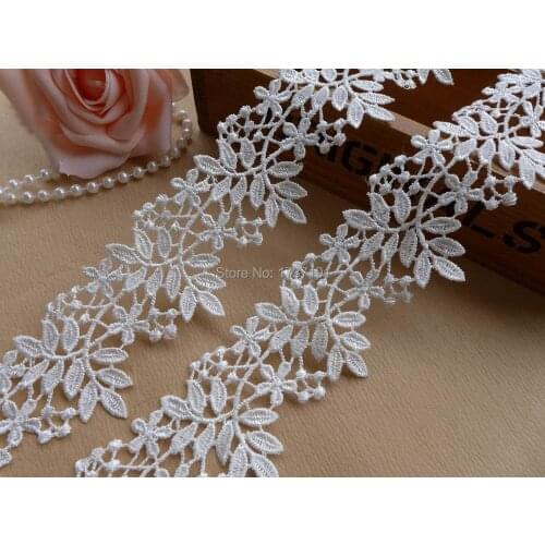 5 Yards Exquisite Venise Lace Trim In White Floral Leaf Lace Fabric for Bridal, Necklace, Sashes, Veils, Jewelry or Costumes