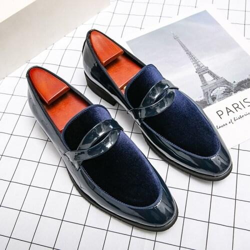 Hot-selling brand mens shoes 2020 spring fashion British style business casual tassel loafers black bullock mens shoes