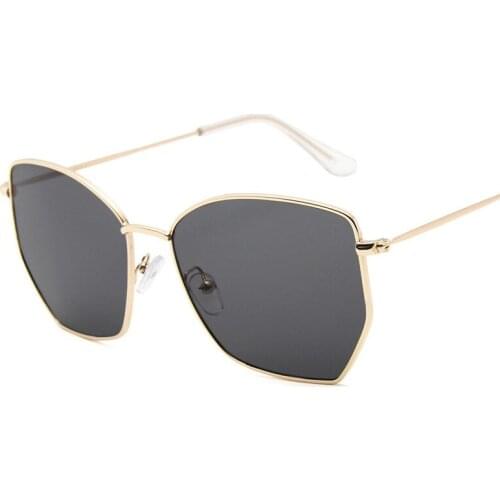 New trend big frame sunglasses ladies ocean sunglasses fashion personality model catwalk street shooting ins glasses men