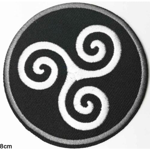 White Round Circle Iron On Embroidered Clothes Patches For Clothing Stickers Garment Wholesale