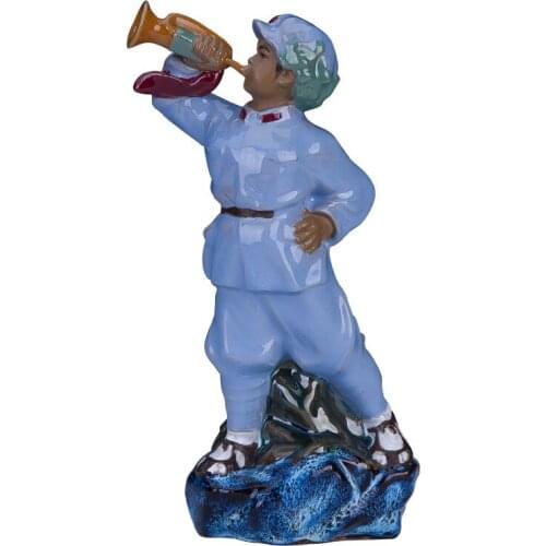 CHINESE SMALL RED ARMY FIGURINE CERAMIC CULTURAL REVOLUTION NOSTALGIC ANTI-WAR STATUE CREATIVE CRAFT DECORATIONS FOR HOME R3283