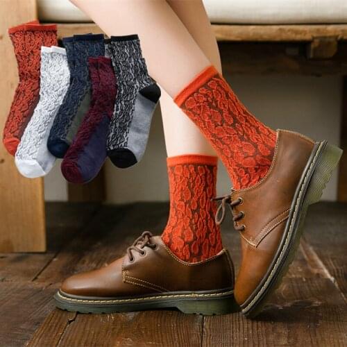 2020 Autumn Winter New Product Hollow-out Retro National Style Lady Middle Stockings for Women 5 Pairs/ Pack