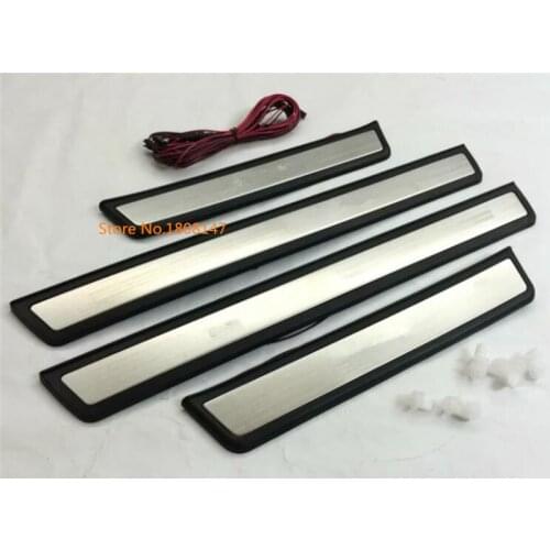 Car Body Plastic&Stainless Steel Pedal Door Strip Scuff Plate Frame External LED Threshold 4pcs For Toyota Camry 2015 2016 2017
