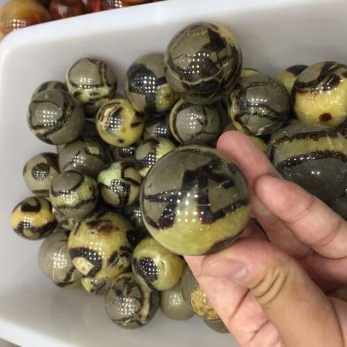 1kg Wholesale natural rock septarium sphere crystal sphere fossil ball for decorative