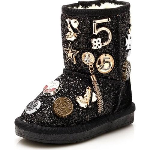 2020 Childrens middle school snow boots cotton Girl sequin winter Boots metal buttons hand drilling plush fashion boots XZ20016