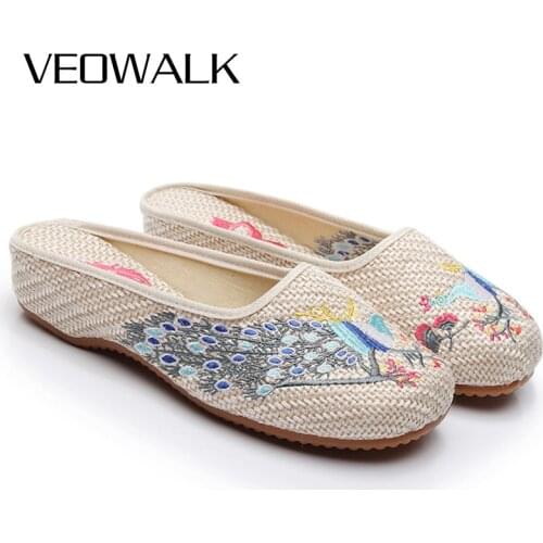 Veowalk Peacock Embroidered Women Handmade Linen Slippers Summer Ladies Comfortable Flat Mules