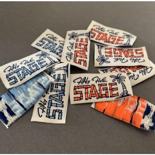 Custom 2.2*4.4cm straight cutting double density woven label flag label