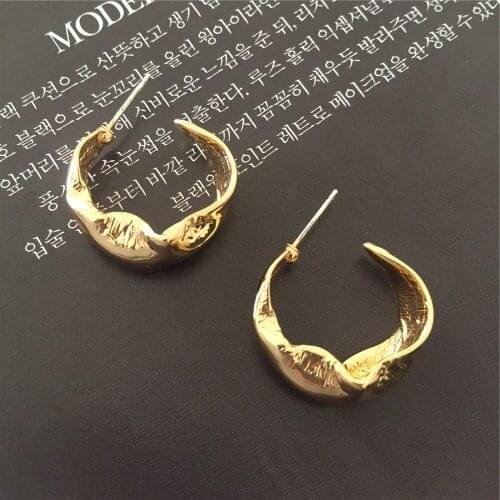 Chic Scupture Irregualr Small Hoop Earrings For Women Girl Modern Jewelry Daily Office Wearing