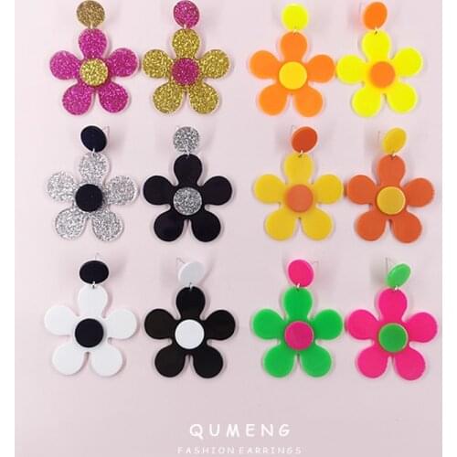 2021 Korean Exaggerated Shining Sequins Colorful Contrast Asymmetric Acrylic Flower Earrings Funny Punk Hip Hop Women Jewelry