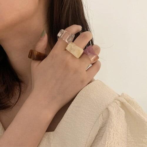 Simple Fashion Women Acetic Acid Purple Han Edition Ring Acrylic Retro Geometric Ring