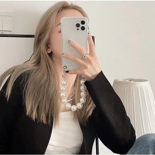 Luxury Big pearl Chain Case for iPhone 12 Pro Max 11 Cover fashion protection Cases for iPhone 12 Mini X XS XR MAX Back Cover