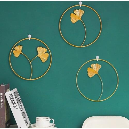 Nordic Light Luxury Creative Hanging Decor Exquisite Visual Effect Metal Leaves Shape Wall Pendant for Bedroom Wall Decoration