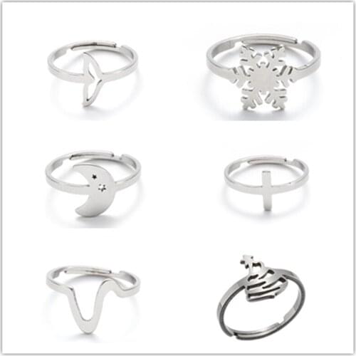 Luxury Womens Moon Letter Snowflake Ring Fashion Gold Stainless Steel Ring Retro Womens Wedding Ring Christmas Gift Jewelry