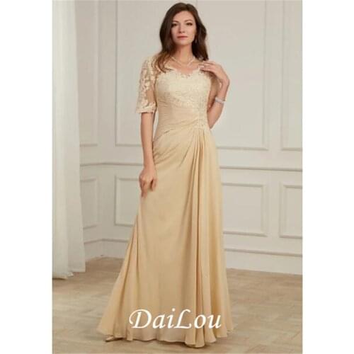 A-Line Mother of the Bride Dress Elegant V Neck Floor Length Lace Tulle Half Sleeve with Pleats Appliques 2021