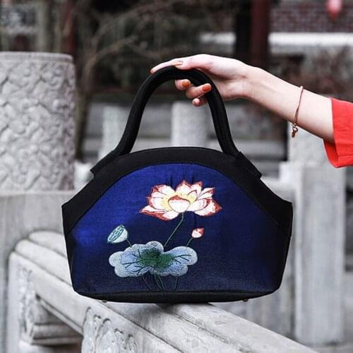 Hanfu bales antique female Chinese wind kam cotton embroidery qipao interlayer hand the bill of lading shoulder bag