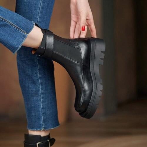 Martn Boots Womens Autumn and Winter 2021 New British Style Thick-soled Boots Retro Short SHOES Chelsea Boots platform shoes
