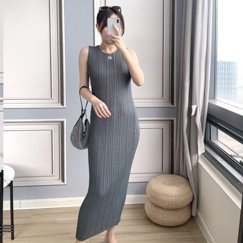 Issey miyake pleated skinny woman dress summer 2021 temperament sleeveless bottoming skirt slimming casual base long skirt