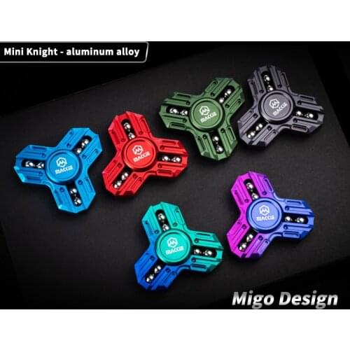 MACKIE Studio Knight Mini Fingertip Gyro Leisure Decompression EDC Toy Aluminum Alloy Fingertip Gyro